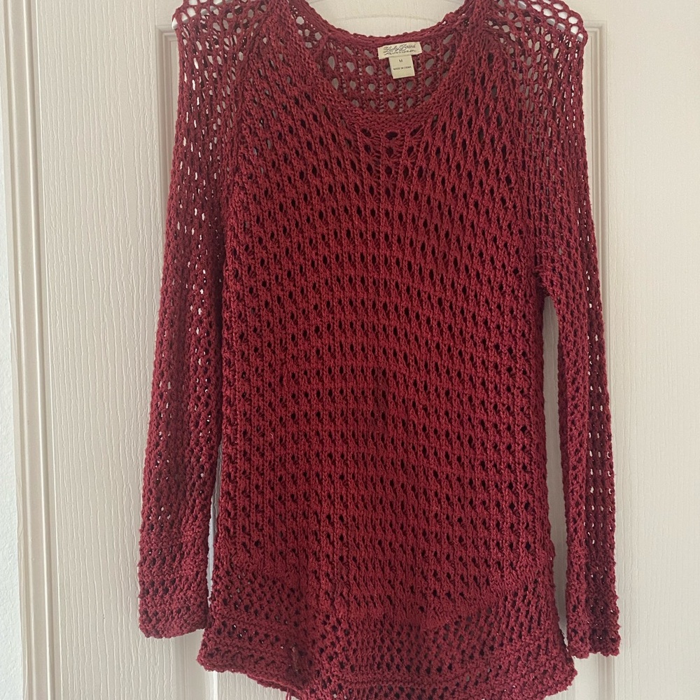 Maroon crochet long sleeve top